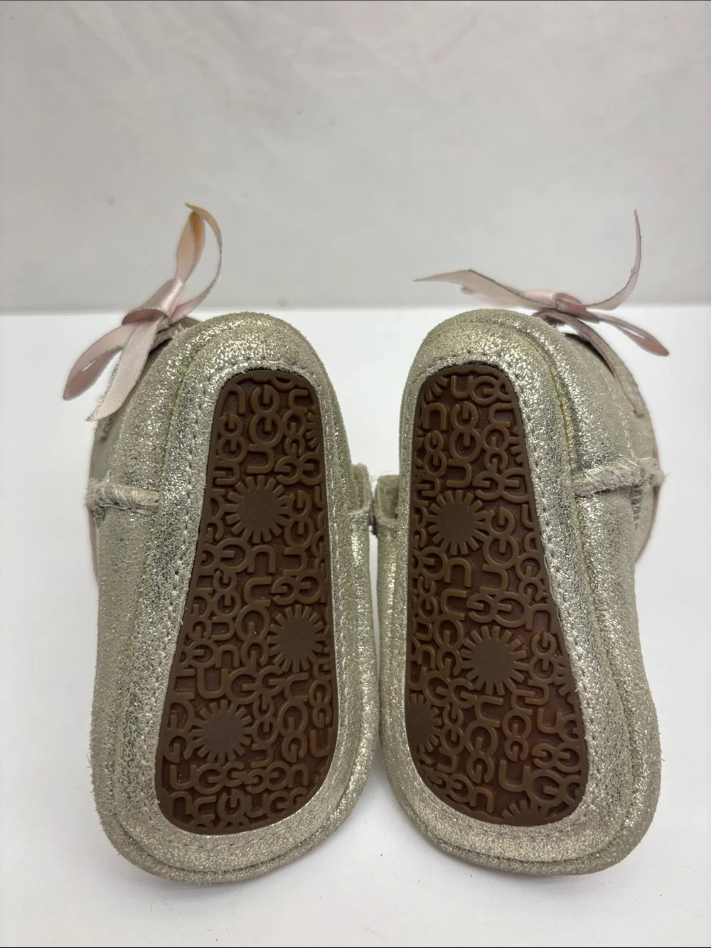 UGG glitter bow boots for baby, SZ 01, box 73